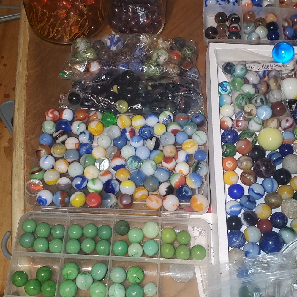 HUGE MARBLES COLLECTION 34LBs GERMAN CAC AKRO PELTIER JABO MARBLE KING DISPLAYS - Picture 2 of 16